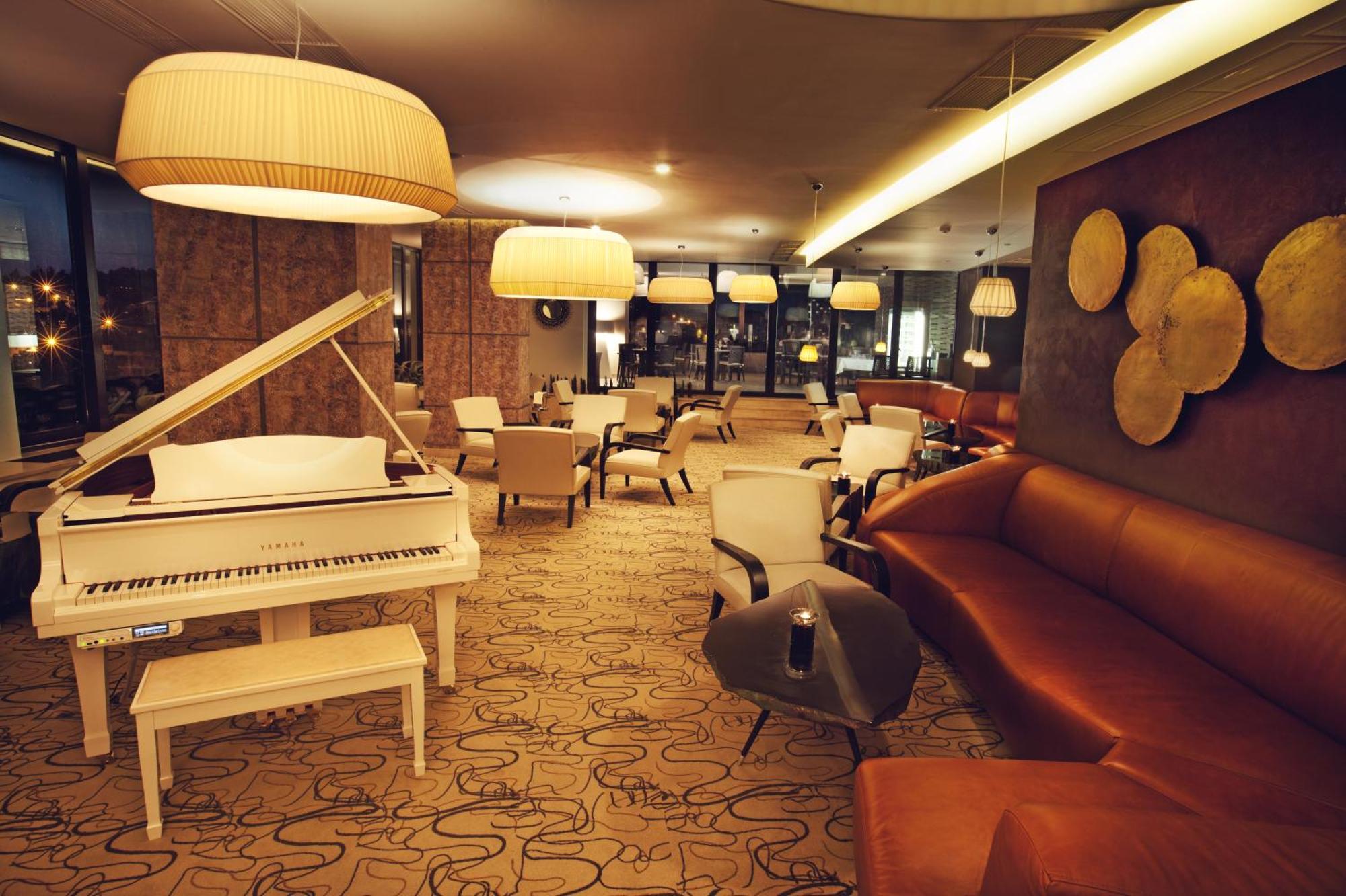 Mirotel Resort And Spa Τρούσκαβετς Εξωτερικό φωτογραφία The lounge at the airport
